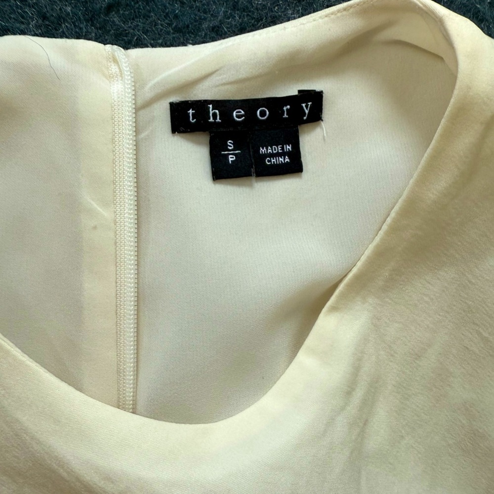 Theory Ivory Top